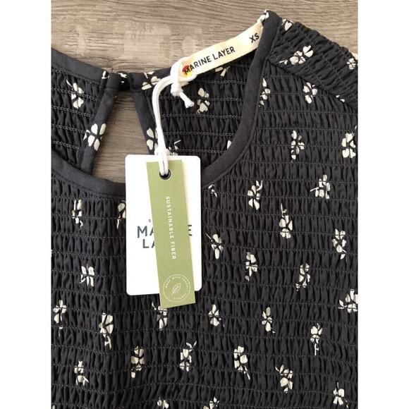 Marine Layer Gabrielle Top Floral Smock Peplum Blouse Black Modern Ditsy NWT XS - Picture 4 of 8